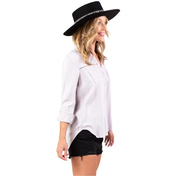 LOVESTITCH The Overtime lavender v-neck button up shirt size small - Picture 10 of 12